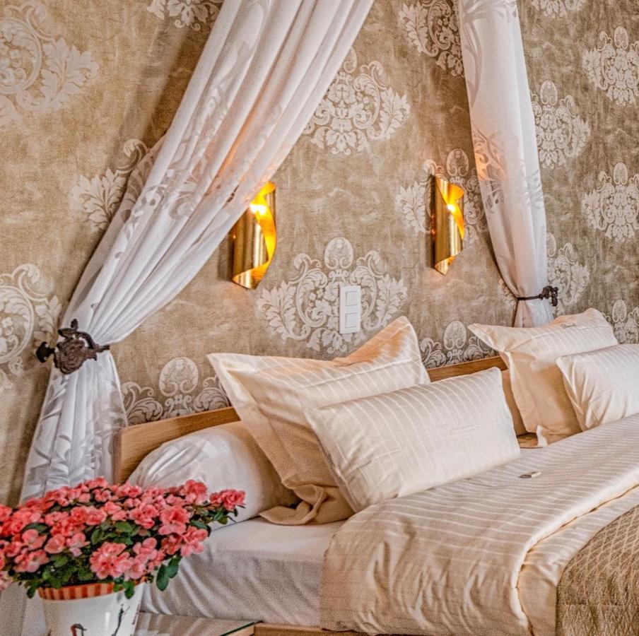 Bariseele B&B (Adults Only) บรูจส์ ภายนอก รูปภาพ